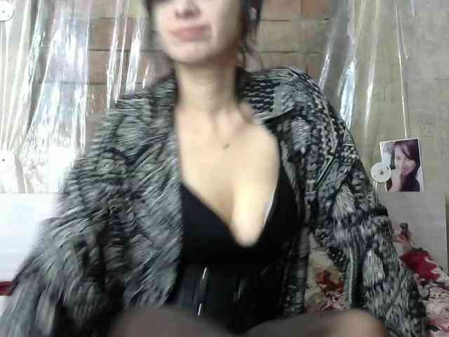 Lady_of_Perfection webcam