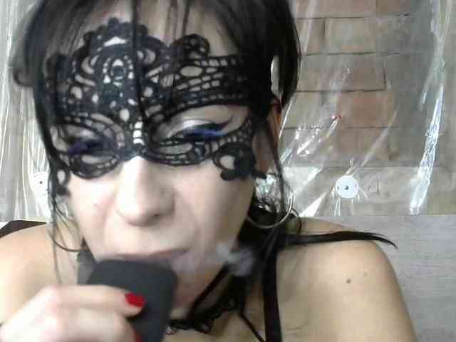 Lady_of_Perfection webcam