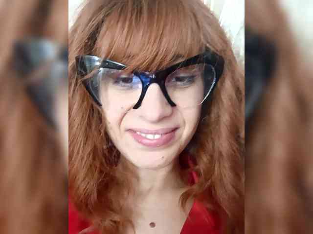 Lady_of_Perfection webcam