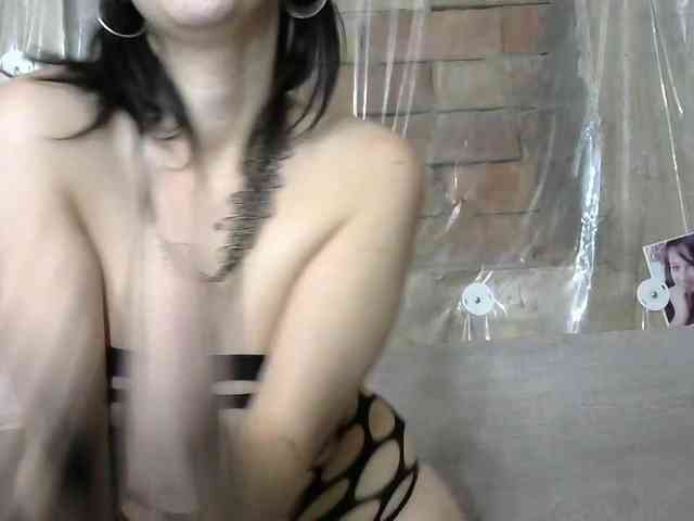 Lady_of_Perfection webcam