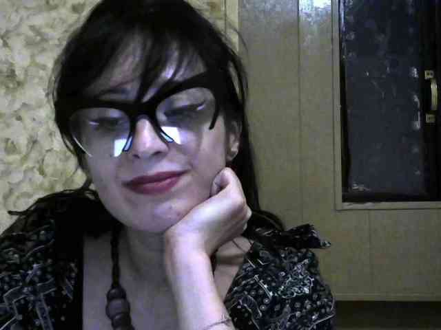 Lady_of_Perfection webcam