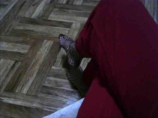 Lady_of_Perfection webcam