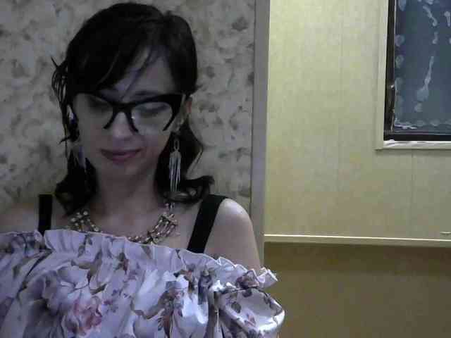 Lady_of_Perfection webcam