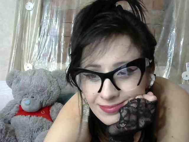 Lady_of_Perfection webcam