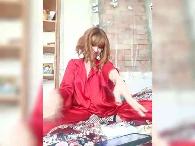 Lady_of_Perfection webcam