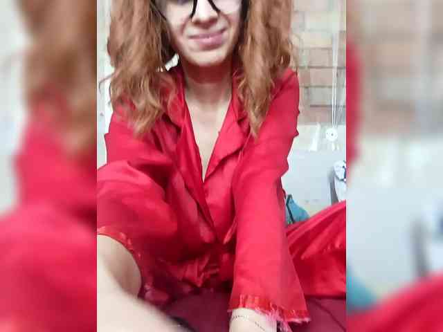 Lady_of_Perfection webcam