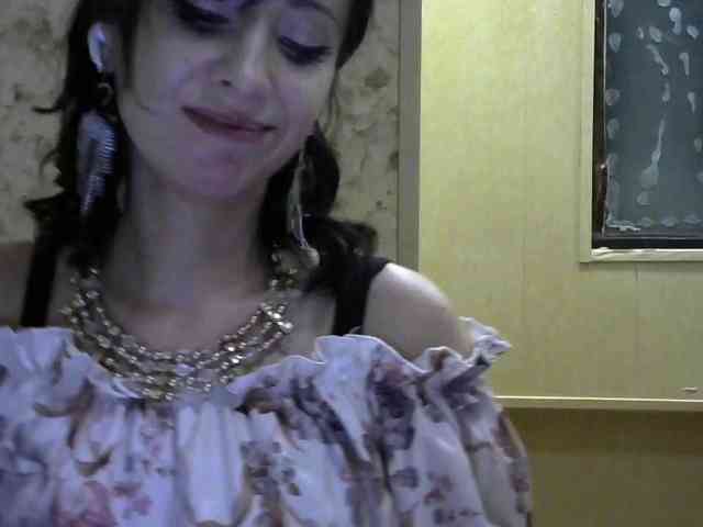 Lady_of_Perfection webcam