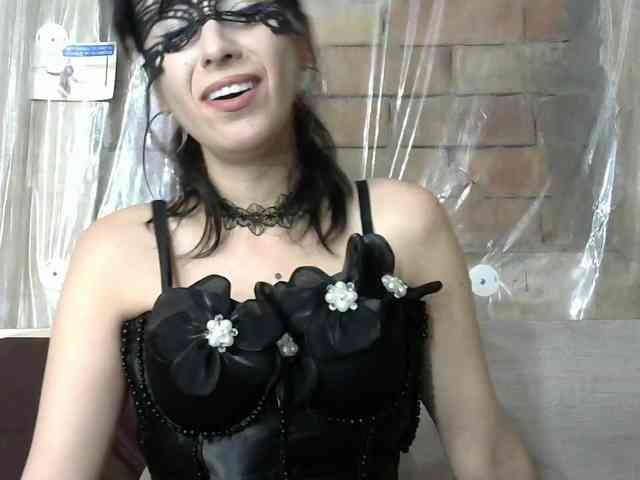 Lady_of_Perfection webcam