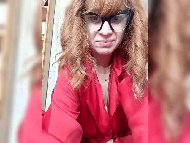 Lady_of_Perfection webcam