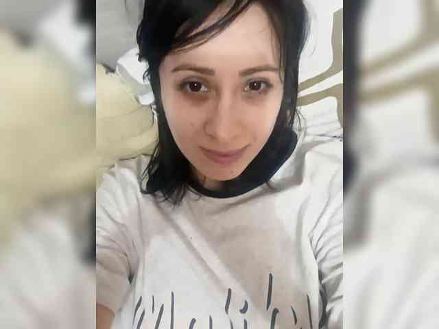 Lady_of_Perfection webcam