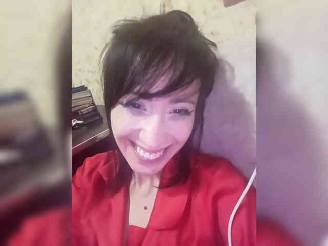 Lady_of_Perfection webcam