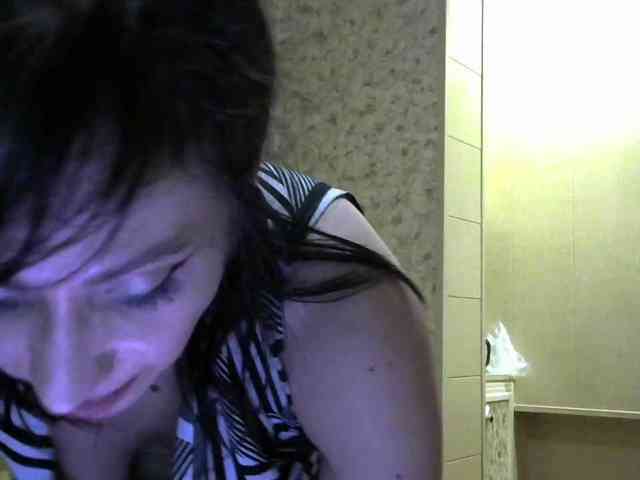 Lady_of_Perfection webcam
