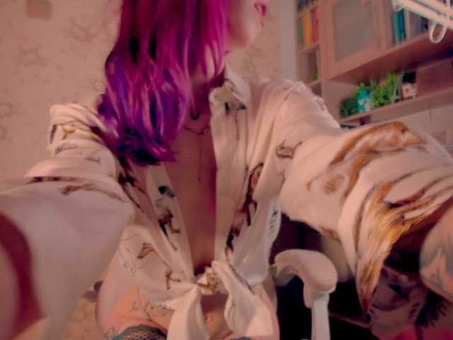 MiSeki's BongaCams show and profile