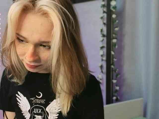 MiSeki Live Webcam on BongaCams