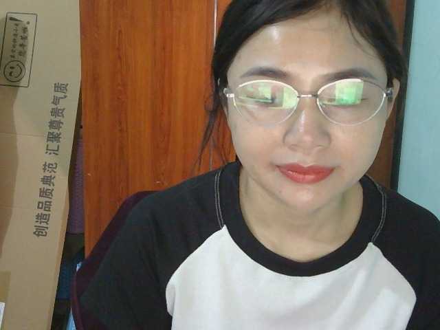 nana7777's BongaCams show and profile