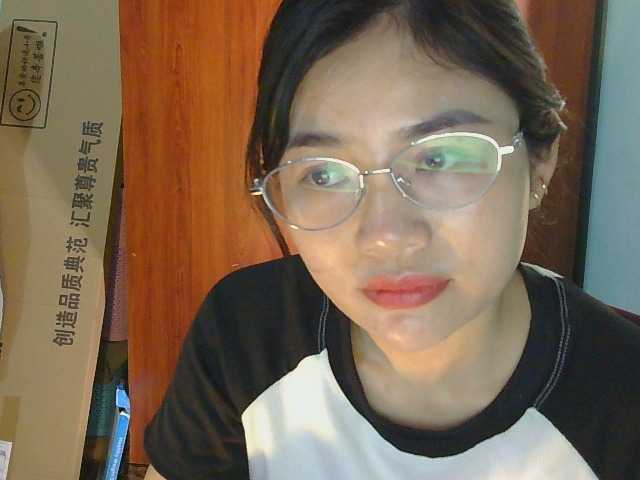 nana7777's BongaCams show and profile