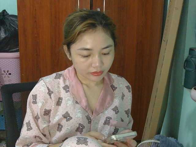 nana7777's BongaCams show and profile