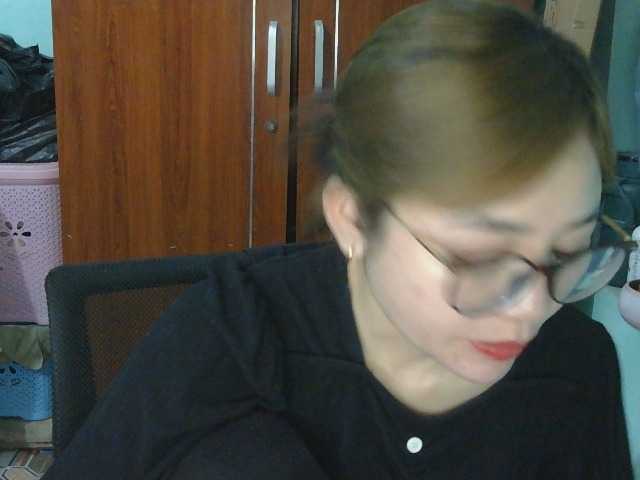 nana7777's BongaCams show and profile