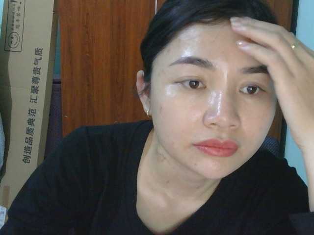 le modèle nana7777 est en webcam porno dans un show sur le site bongacams, il possède les tags suivants: Asian,Brunette,Shaved