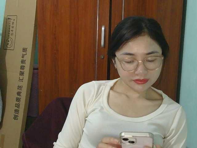 nana7777's BongaCams show and profile