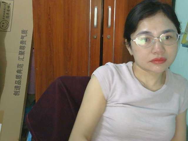 nana7777's BongaCams show and profile