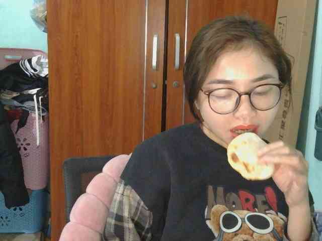 nana7777 webcam