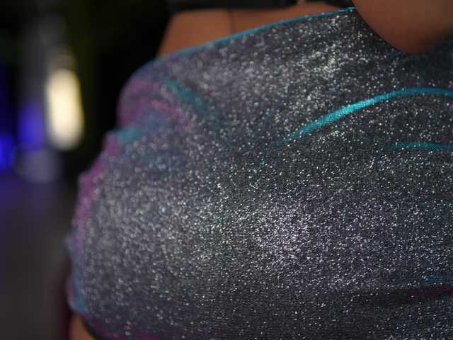 ZenyaNoir's BongaCams show and profile