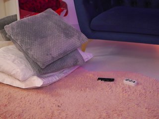 KyssaraPlay Porn Show