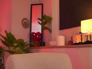 KyssaraPlay Porn Show