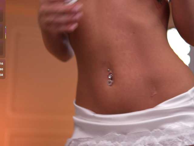 KyssaraPlay's BongaCams show and profile