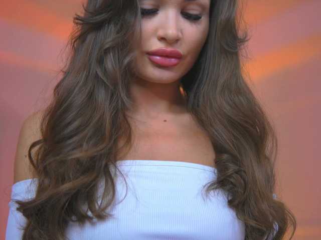 KyssaraPlay's BongaCams show and profile