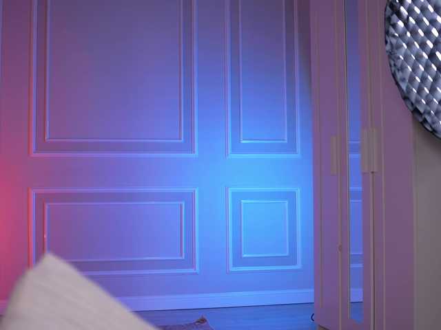 KyssaraPlay's BongaCams show and profile