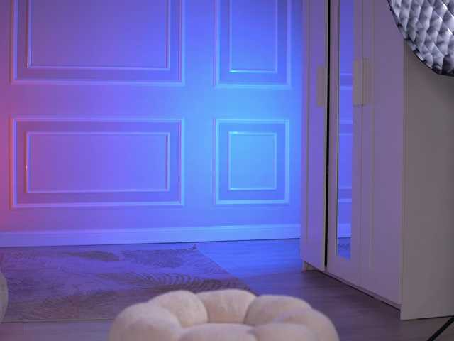 KyssaraPlay's BongaCams show and profile