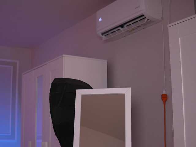 KyssaraPlay live cam profile