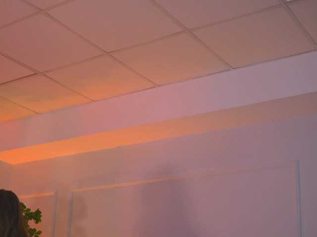 KyssaraPlay's BongaCams show and profile