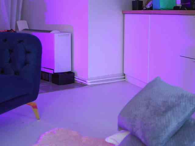 KyssaraPlay's webcam live show