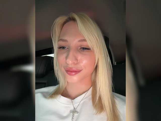 EwaBrown's BongaCams profile