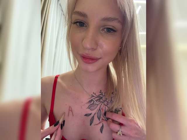 EwaBrown's BongaCams show and profile