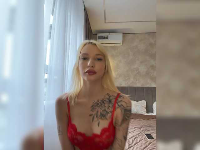 EwaBrown's BongaCams profile