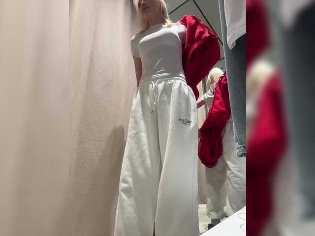 EwaBrown's BongaCams show and profile