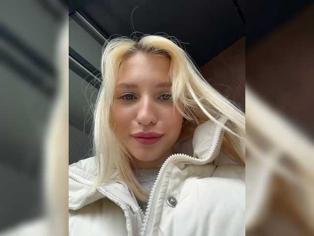 EwaBrown's BongaCams profile