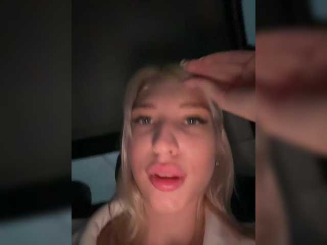 --Alessandra- preview