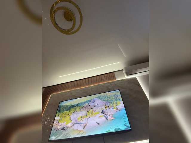 go to chat with -Eva--23-