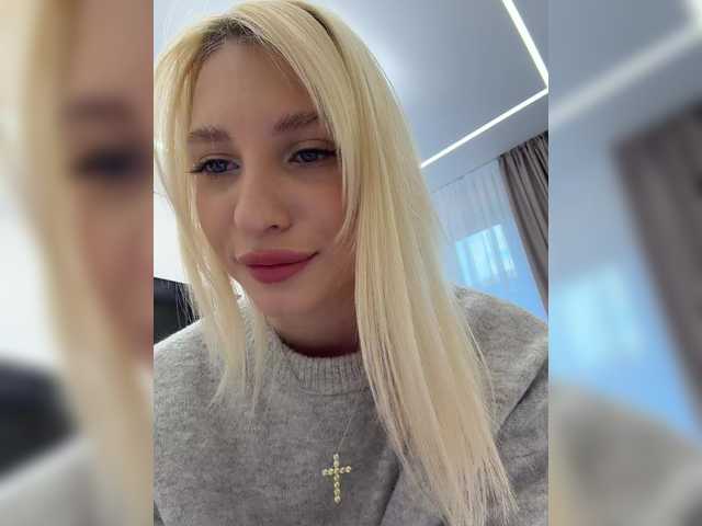 EwaBrown's BongaCams show and profile