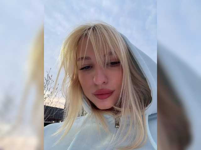 EwaBrown's BongaCams profile