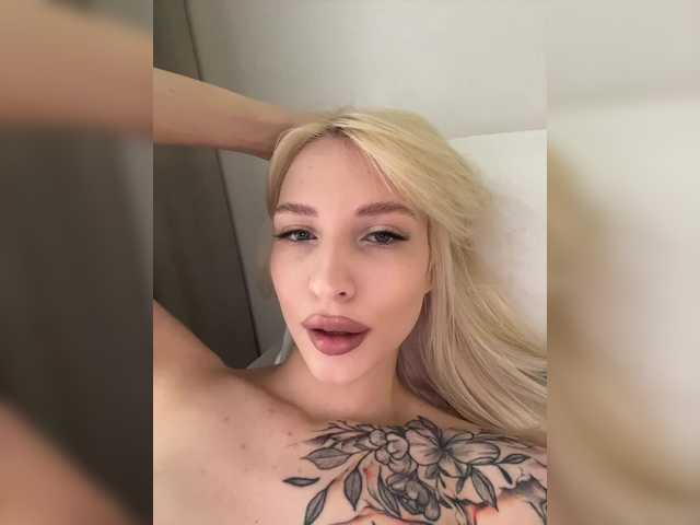 go to chat with Cristi-Candy