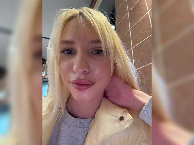 EwaBrown's BongaCams profile