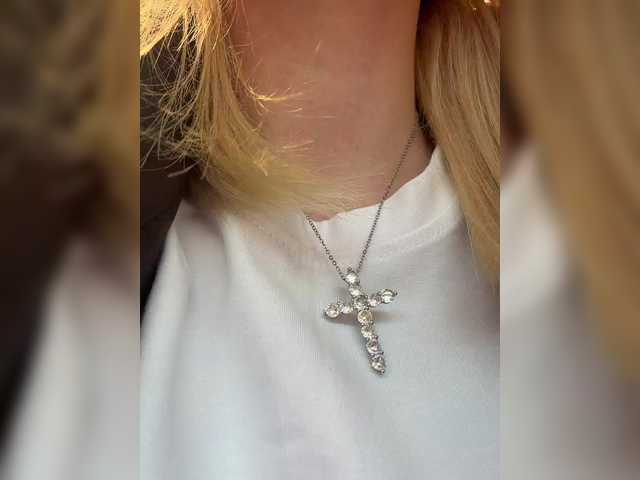 EwaBrown's BongaCams show and profile