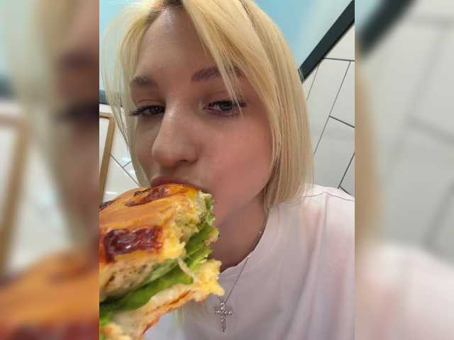 EwaBrown's BongaCams profile