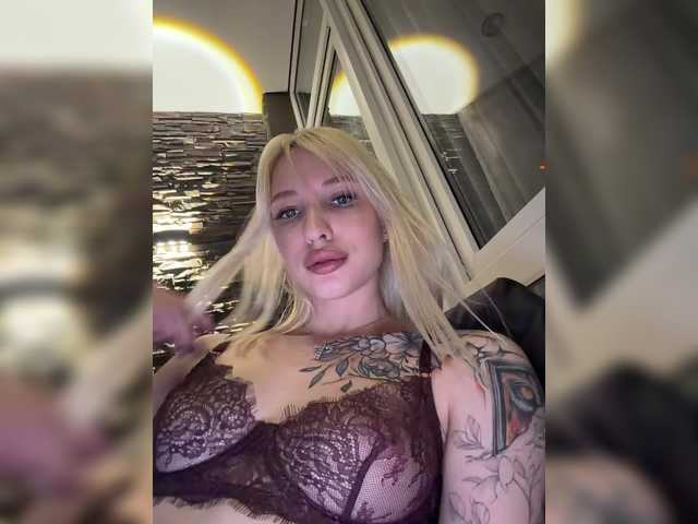 EwaBrown's BongaCams profile